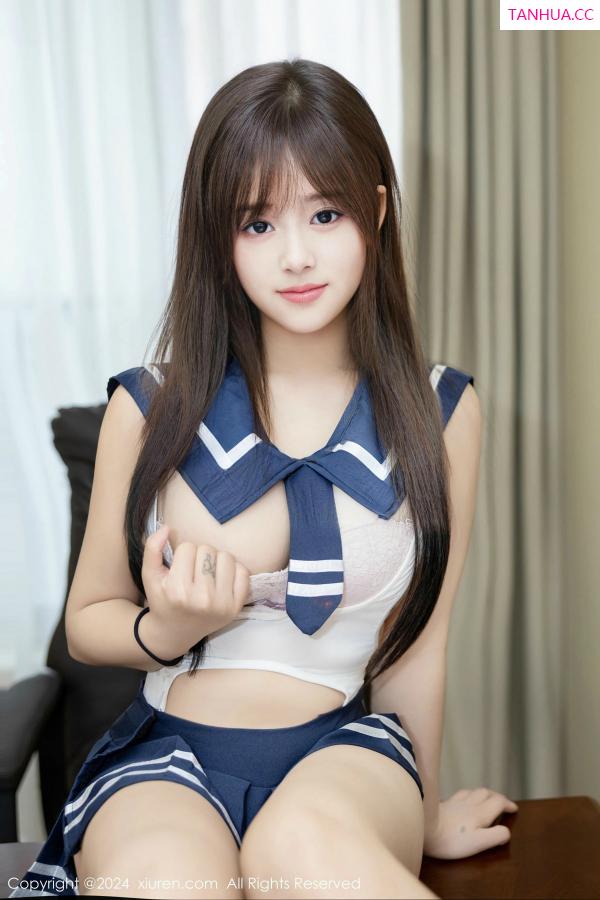   [XiuRen]高清写真图 2024.11.28 No.9514 叶初雪 制服美臀第7张图片